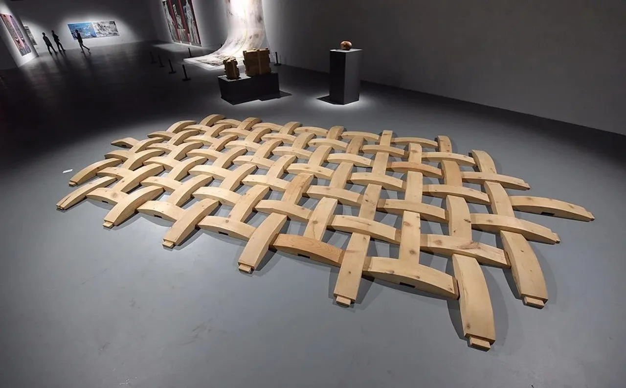 40×40.