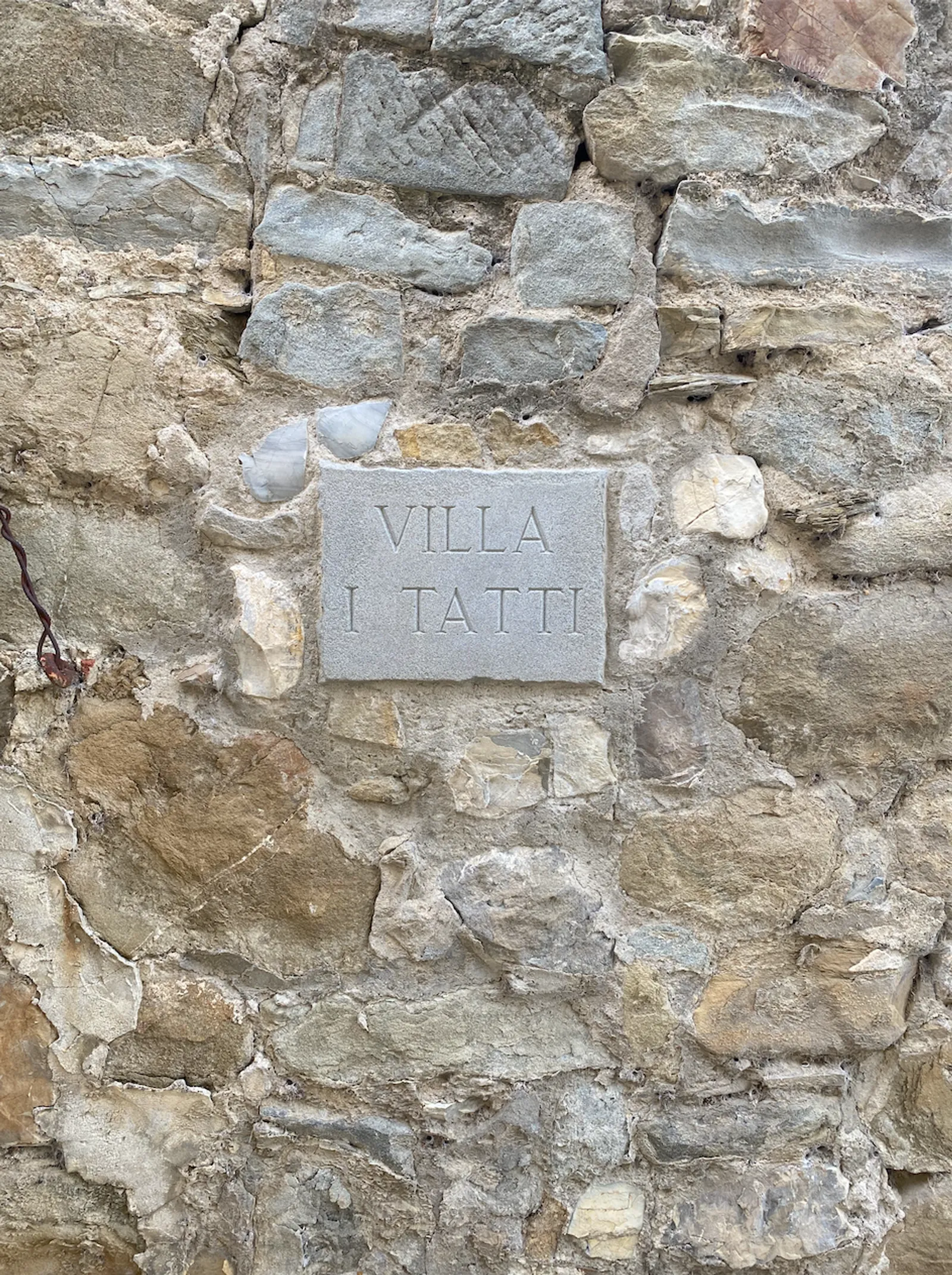 Caption: Entrance to Villa I’Tatti, May 2023, Photograph: Lü Peng